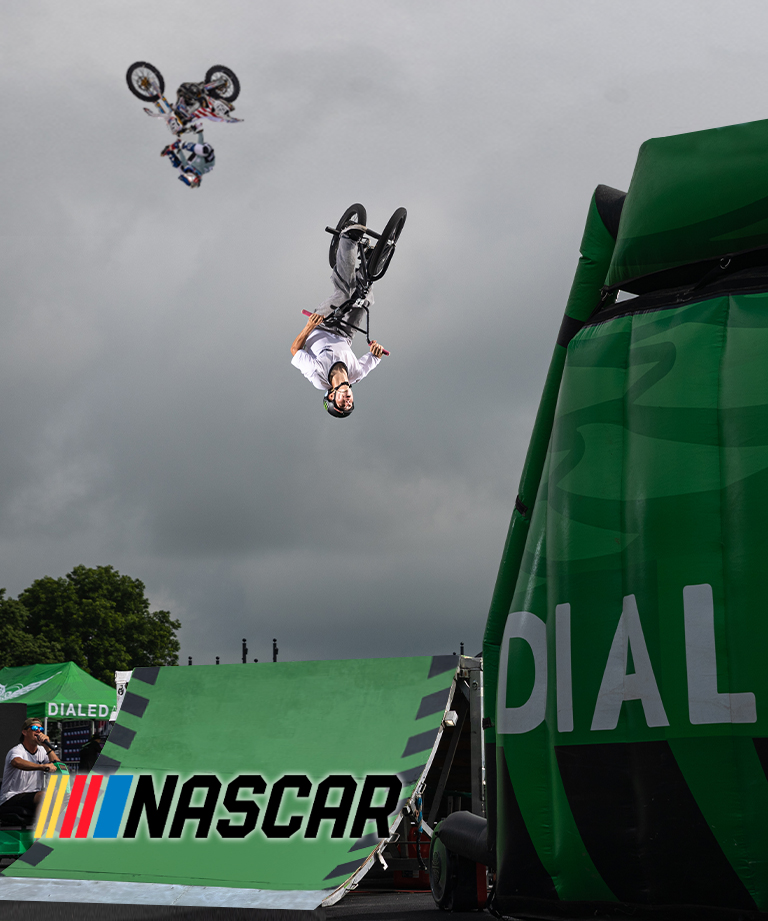 NASCAR FAN ZONE ENTERTAINMENT